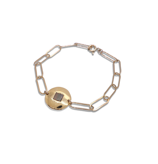 צמיד פז- חוליות גדולות עם תליון עגול משובץ ננו תנ"ך